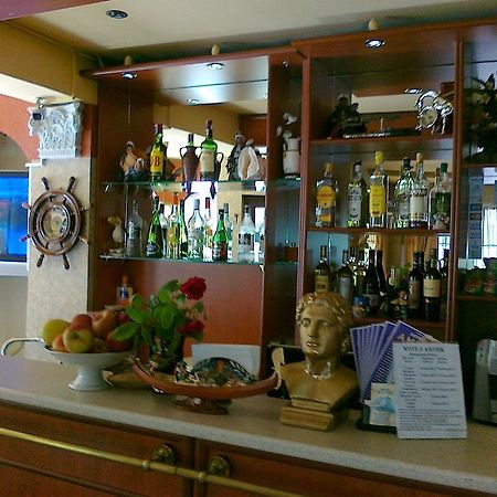 Antik Hotel Varna ภายนอก รูปภาพ