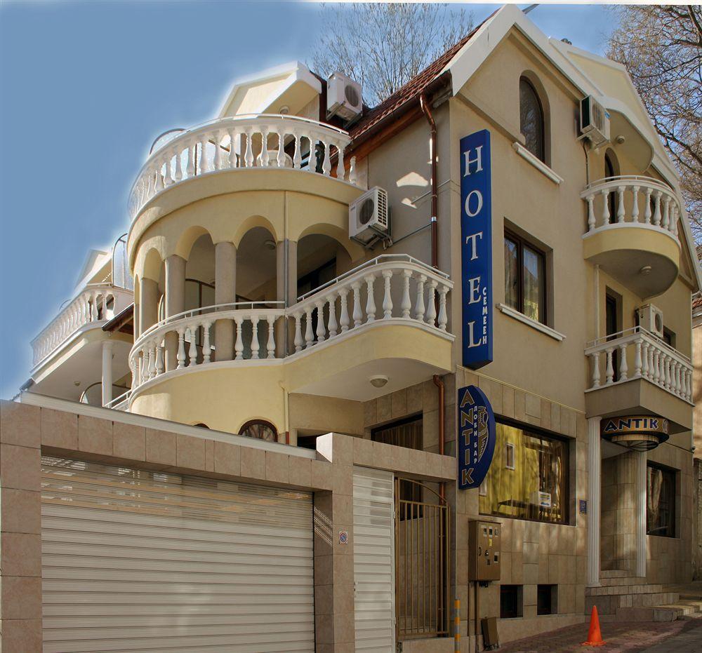 Antik Hotel Varna ภายนอก รูปภาพ