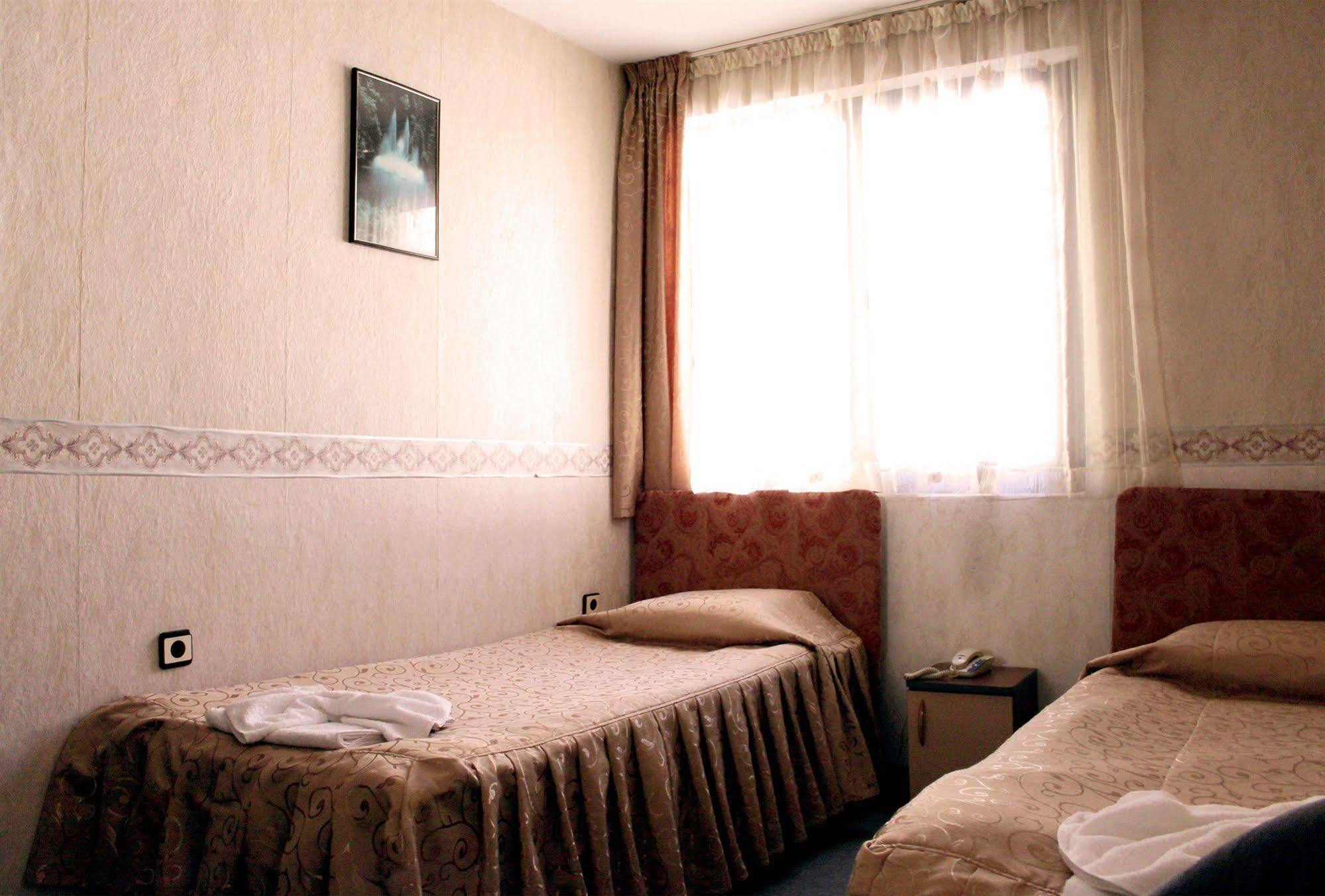 Antik Hotel Varna ภายนอก รูปภาพ