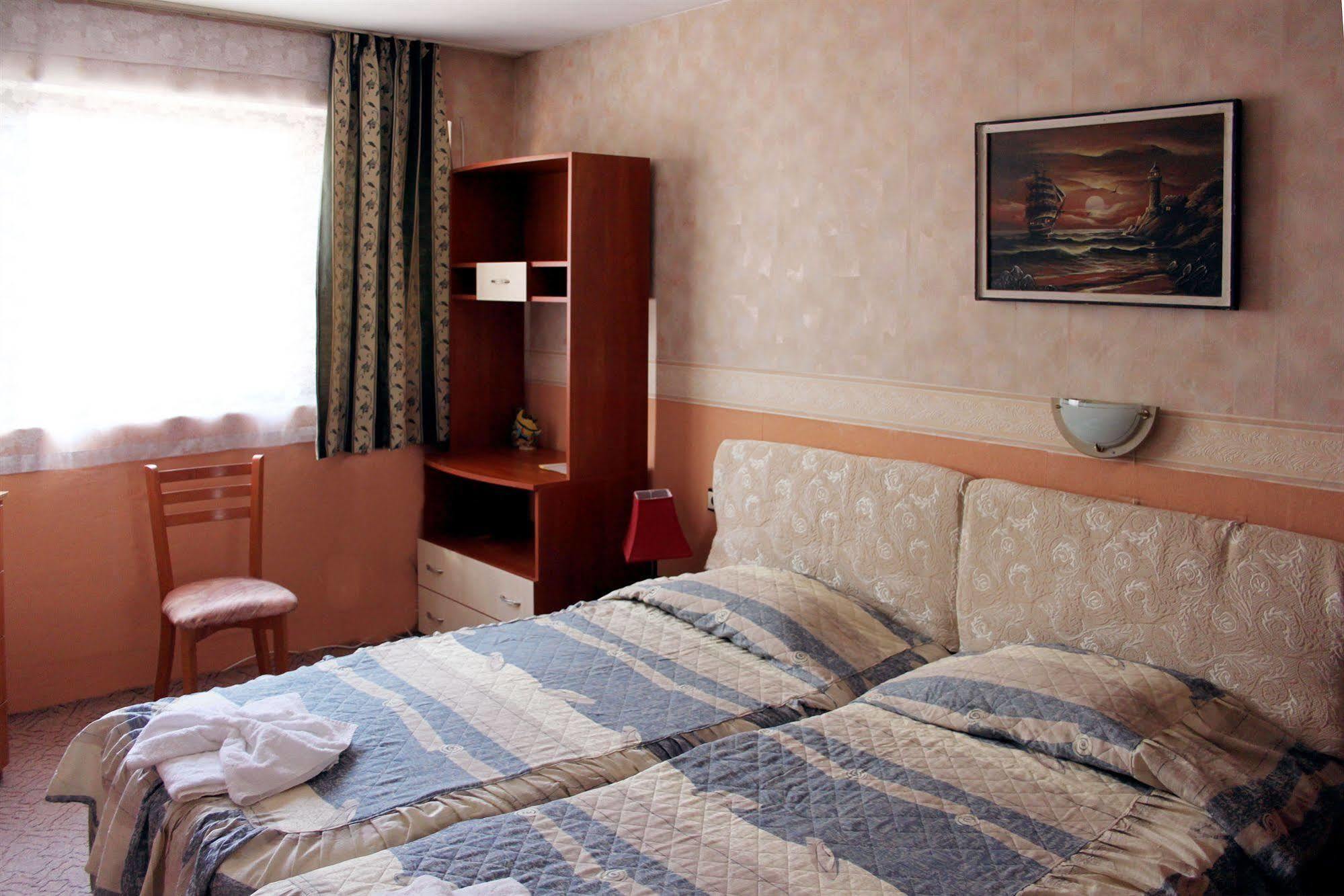 Antik Hotel Varna ภายนอก รูปภาพ